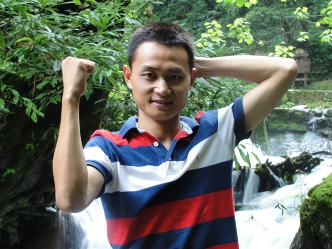 阿汤的第一张照片--四川蓝颜知己交友网