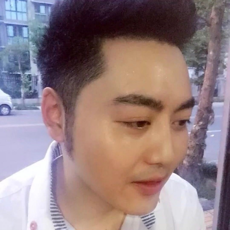 加油吧少年的第一张照片--四川蓝颜知己交友网