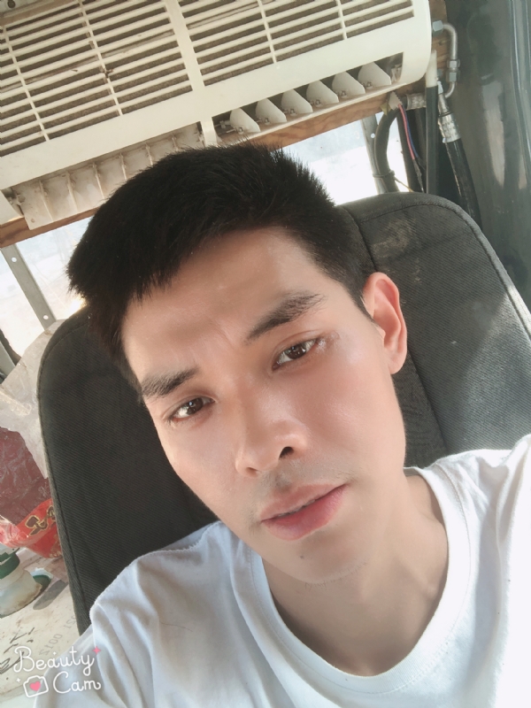 小董的第一张照片--四川蓝颜知己交友网