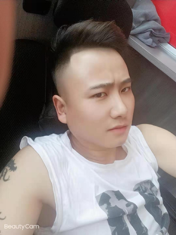 上善若水的第二张照片--四川蓝颜知己交友网