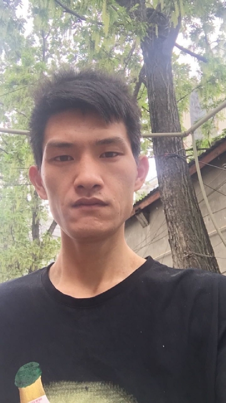 忘了他吧我搬砖养你的第一张照片--四川蓝颜知己交友网