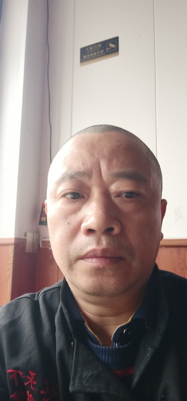 快乐人生的第一张照片--四川蓝颜知己交友网