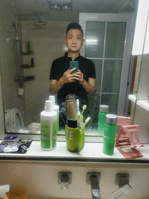 龙少的第一张照片--四川蓝颜知己交友网