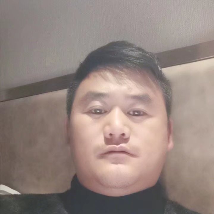 奔跑的第一张照片--四川蓝颜知己交友网