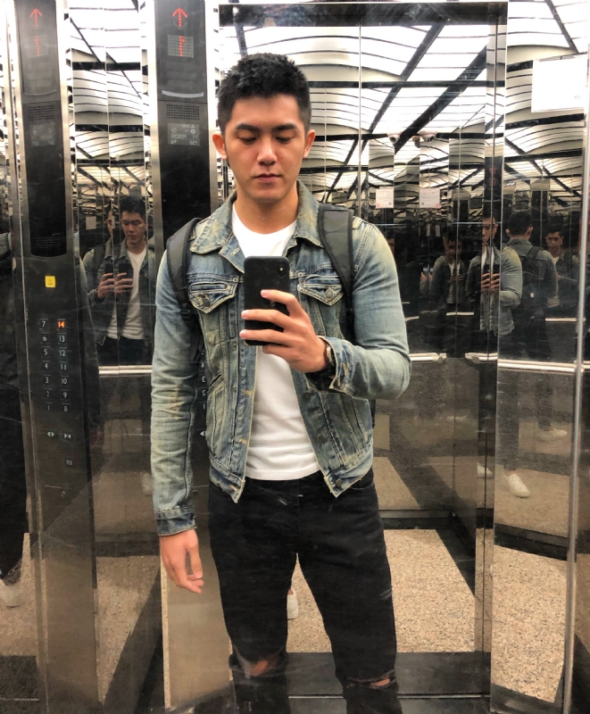 只抽半根煙的第一张照片--四川蓝颜知己交友网