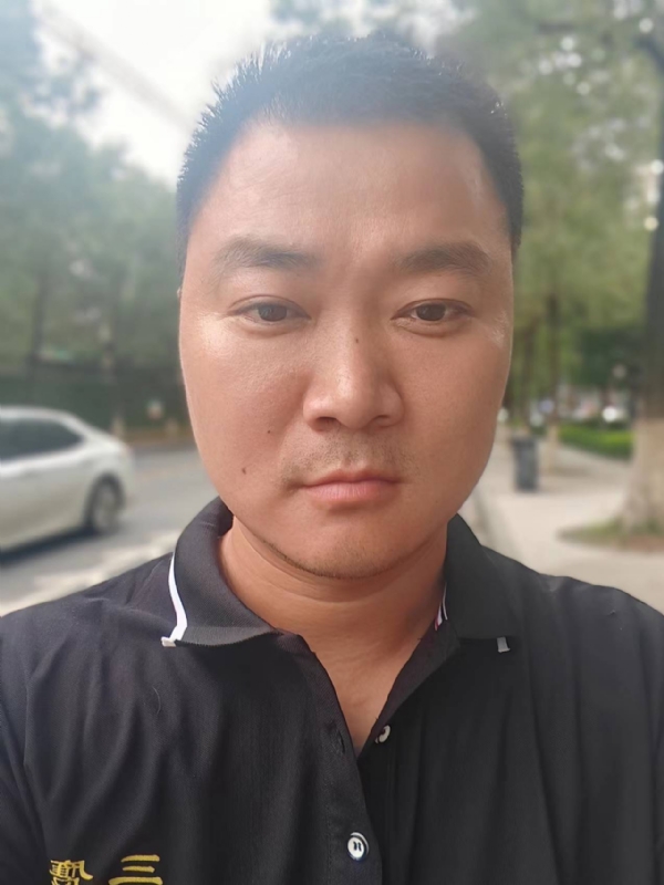 独寂的第一张照片--四川蓝颜知己交友网