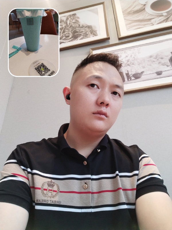 知心大哥哥的第一张照片--四川蓝颜知己交友网