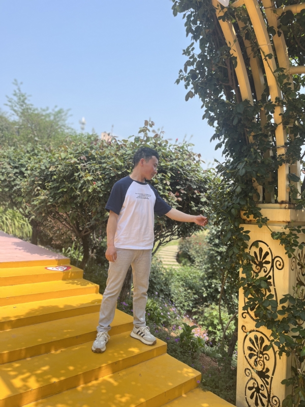 罗湘的第一张照片--四川蓝颜知己交友网